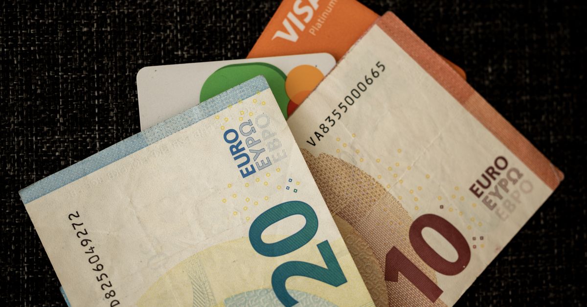 Tradução Certificada de Extratos Bancários para Visto D7